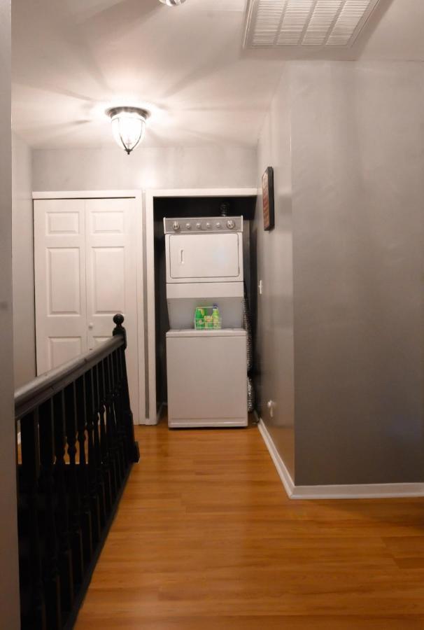 Great 2 Bedroom Condo,Free Parking,Easy Commute. Ървингтън Екстериор снимка